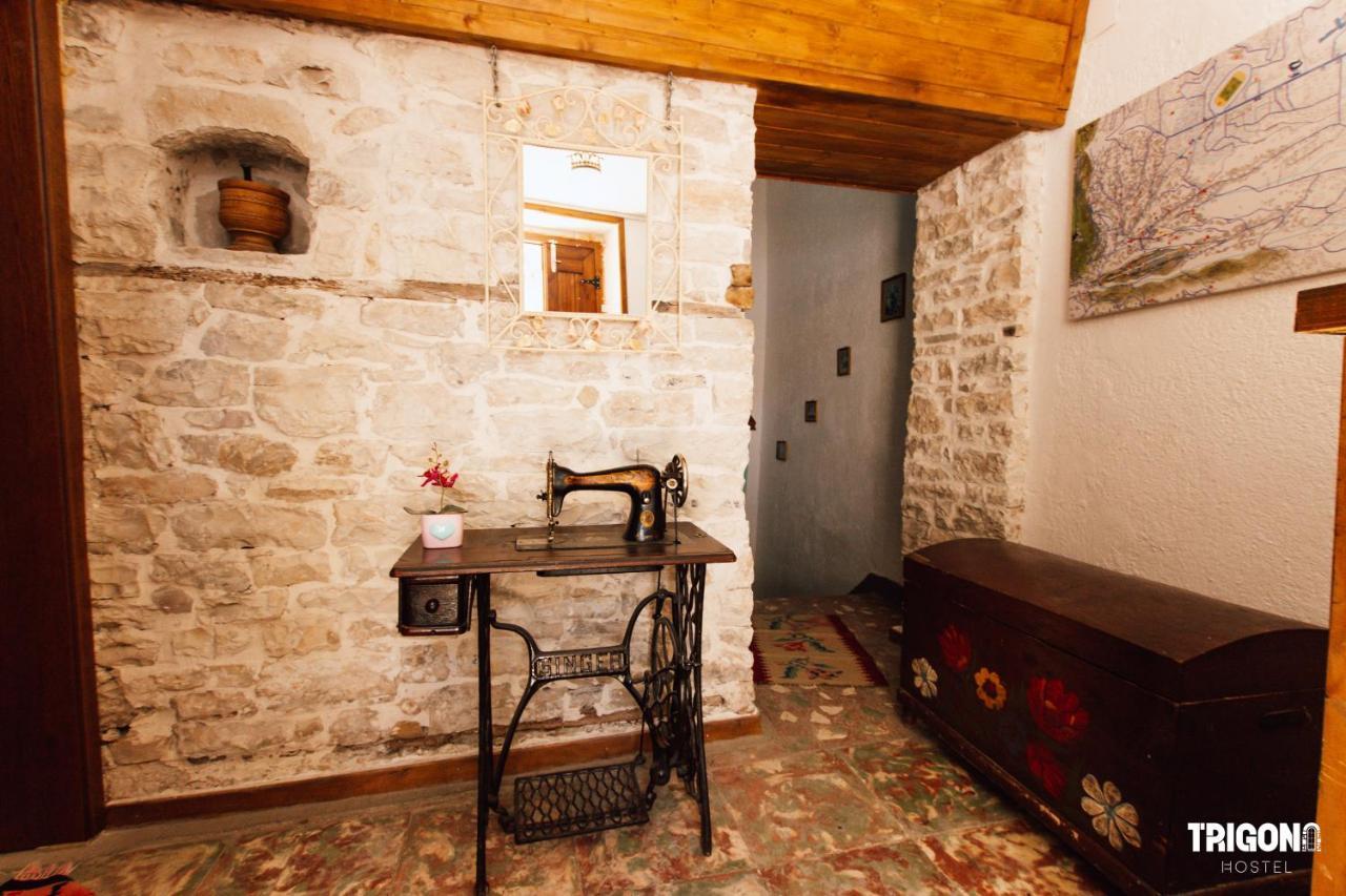 Trigona Hostel Gjirokastra Zewnętrze zdjęcie