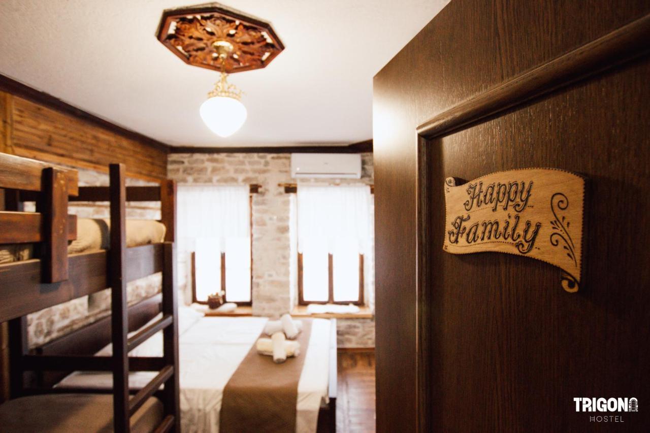 Trigona Hostel Gjirokastra Zewnętrze zdjęcie