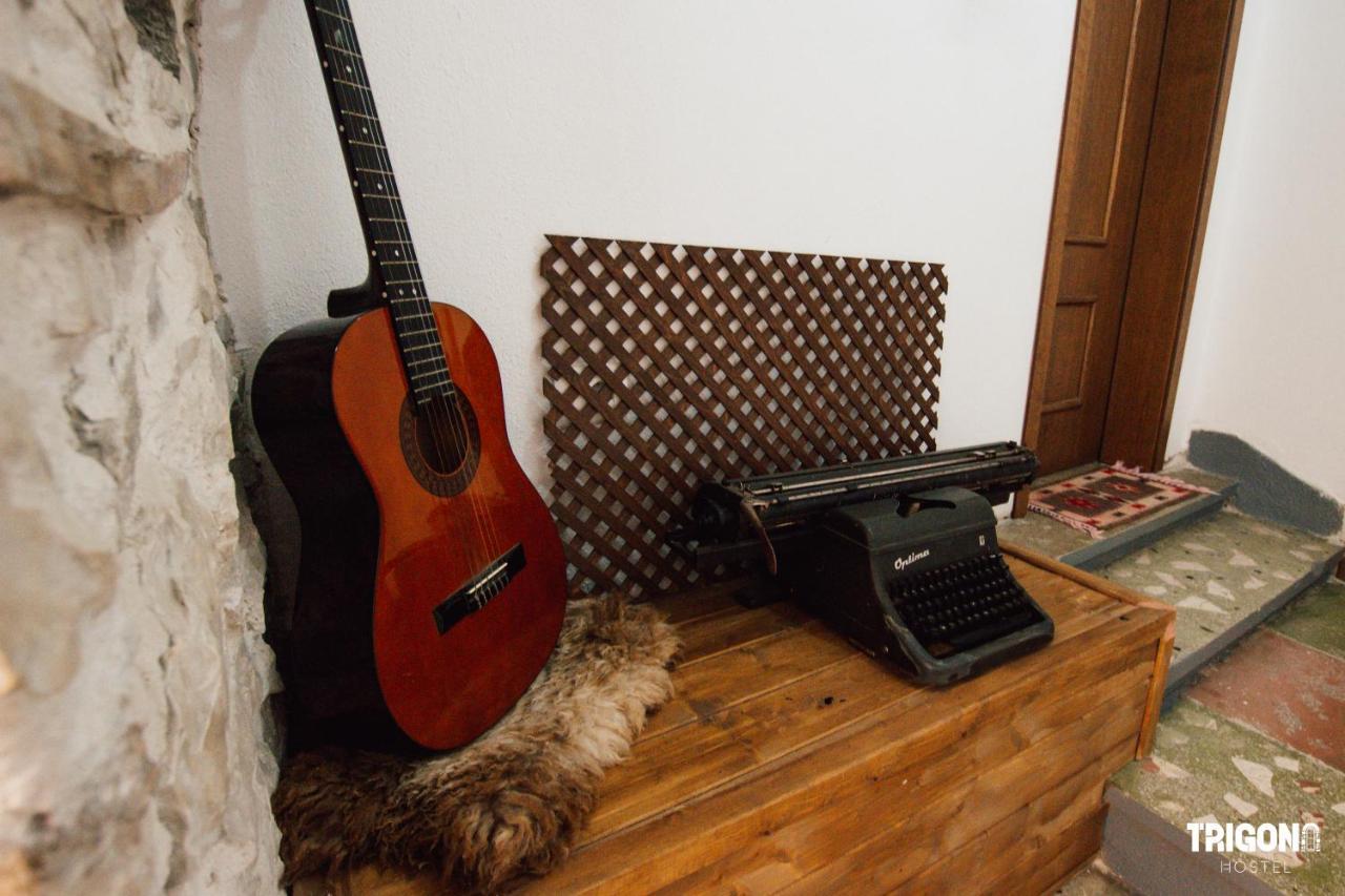 Trigona Hostel Gjirokastra Zewnętrze zdjęcie
