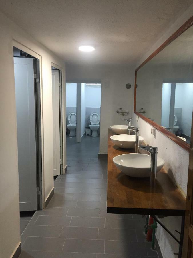 Trigona Hostel Gjirokastra Zewnętrze zdjęcie