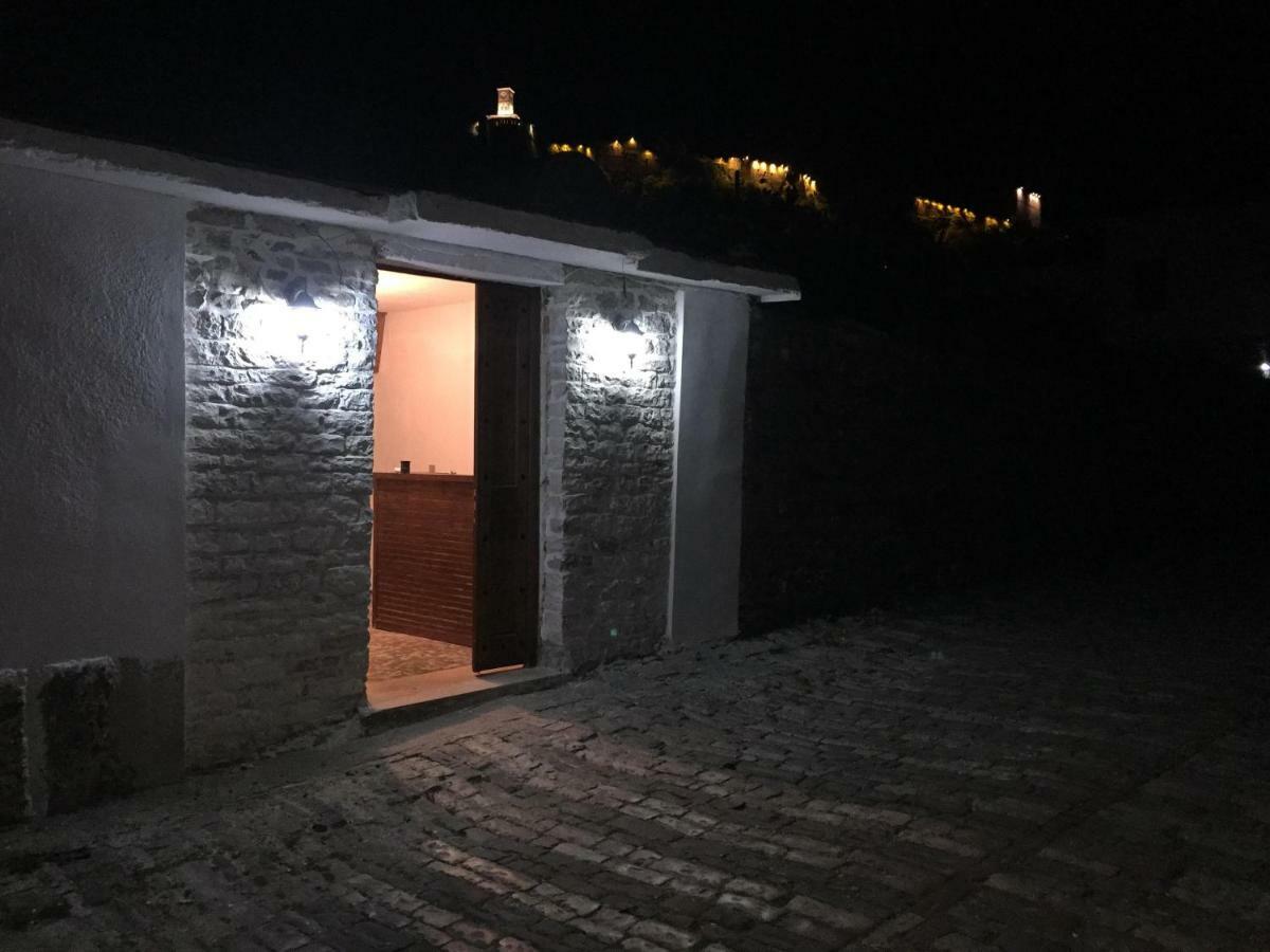 Trigona Hostel Gjirokastra Zewnętrze zdjęcie