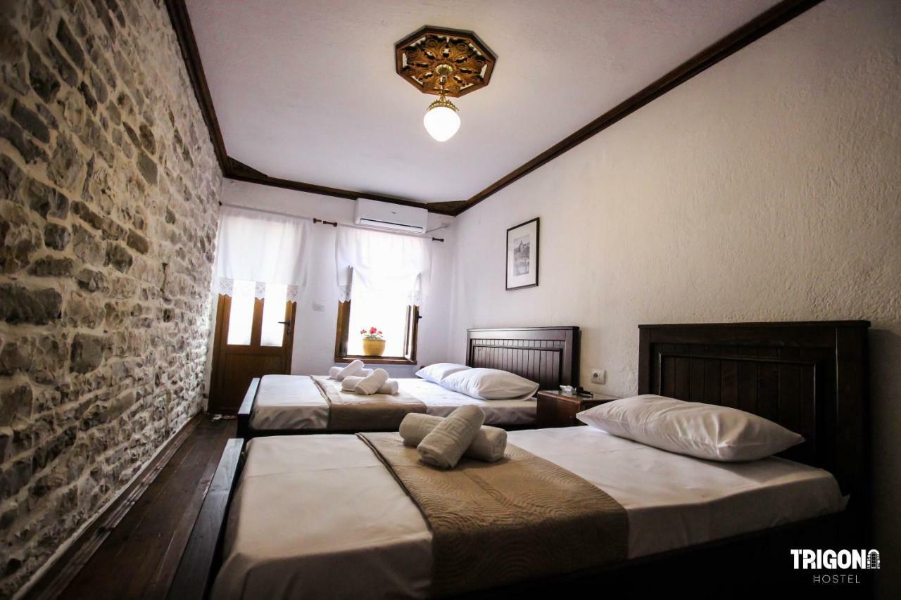 Trigona Hostel Gjirokastra Zewnętrze zdjęcie