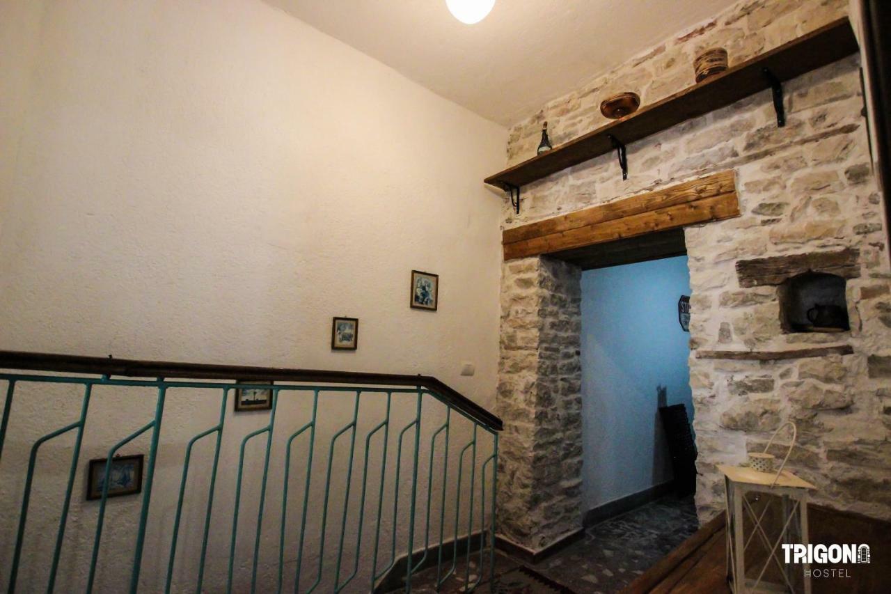 Trigona Hostel Gjirokastra Zewnętrze zdjęcie